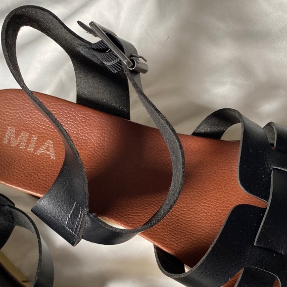 MIA Black and Brown Women's Sandals - Picture 8 of 16